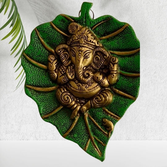 Sacred Lord Ganesha Patta Décor – Green
