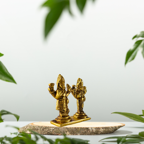 Divine Standing Vishnu Lakshmi Idol – Eternal Grace & Abundance