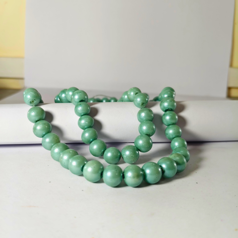 Mint Green Bead Necklace – Elegant Handmade Jewelry