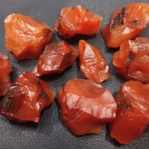 Raw Carnelian Stones – Natural Orange Gemstones for Motivation, Creativity & Vitality