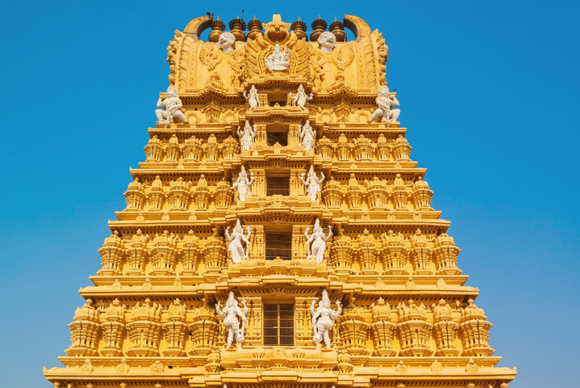 Chamundeshwari Temple: Mysore’s Divine Queen