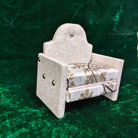 Shri Krishna Singhasan Sofa Jhula