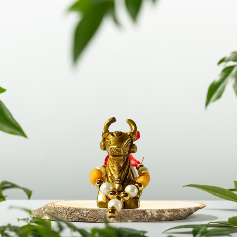 Divine Kamadhenu Brass Idol – Source of Prosperity & Blessings