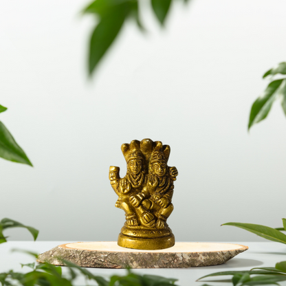 Sampoorna Lakshmi Narayan Idol – Radiance of Prosperity & Divine Energy
