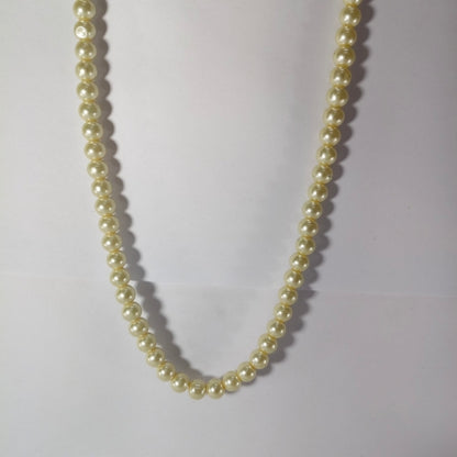 Classic White Pearl Beaded Necklace