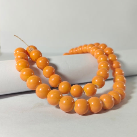 Elegant Orange Bead Necklace – Classic Handmade Jewelry