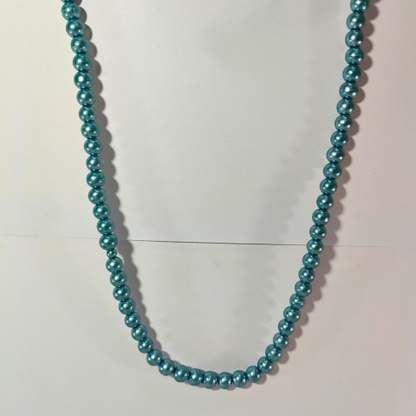 Elegant Blue Pearl Beaded Necklace