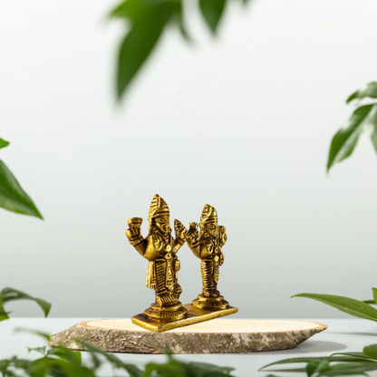 Divine Standing Vishnu Lakshmi Idol – Eternal Grace & Abundance