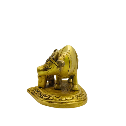 Brass Kamdhenu Cow and Calf Idol – Vastu Gau Mata Statue for Home Temple