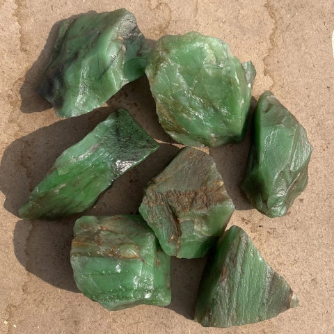 Raw Green Jade Stones – Natural Healing Crystals for Prosperity, Harmony & Good Luck
